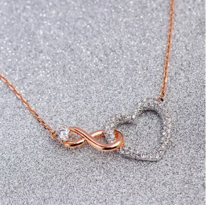 COLLAR INFINITY LOVE™